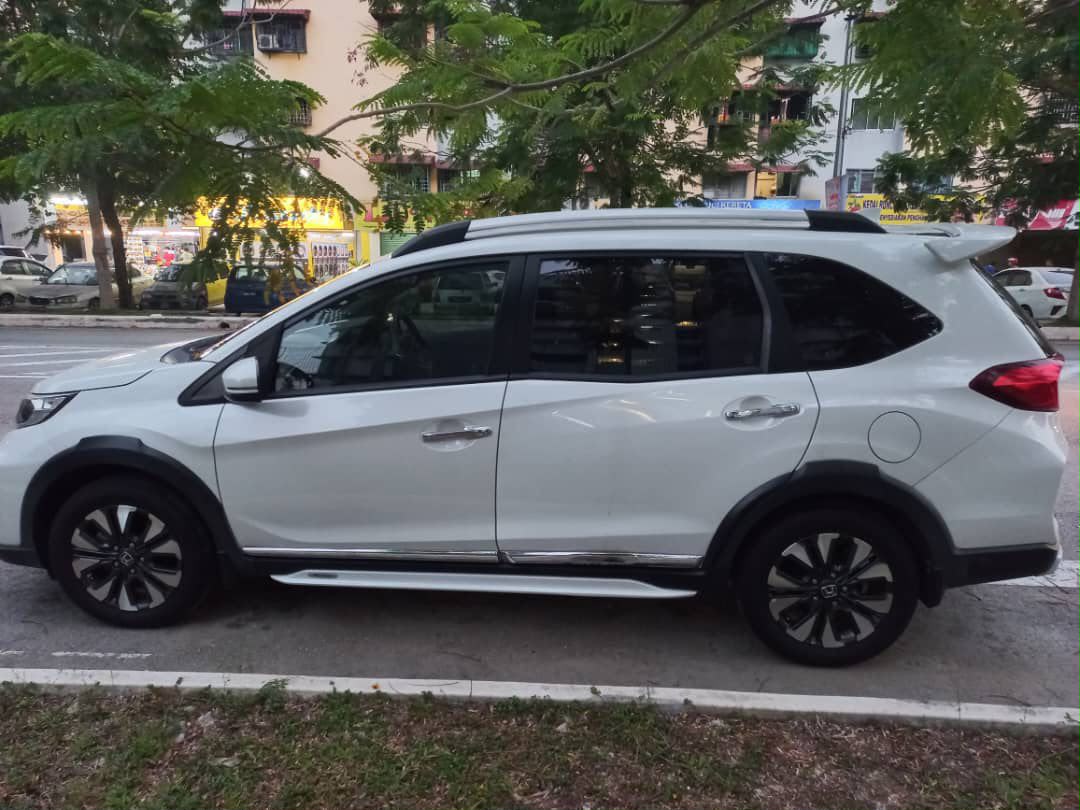 Toyota BRV