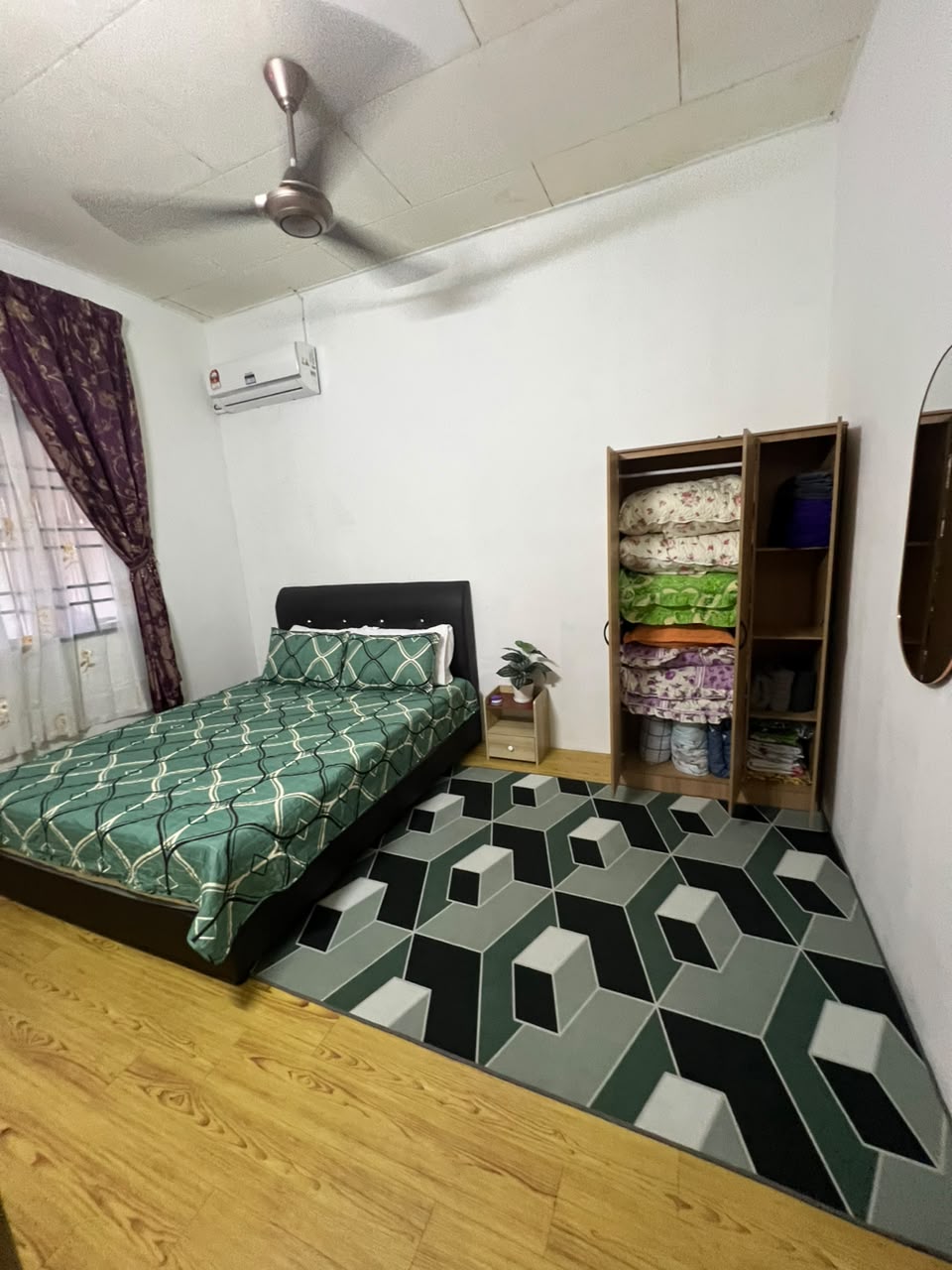 LISYA HOMESTAY