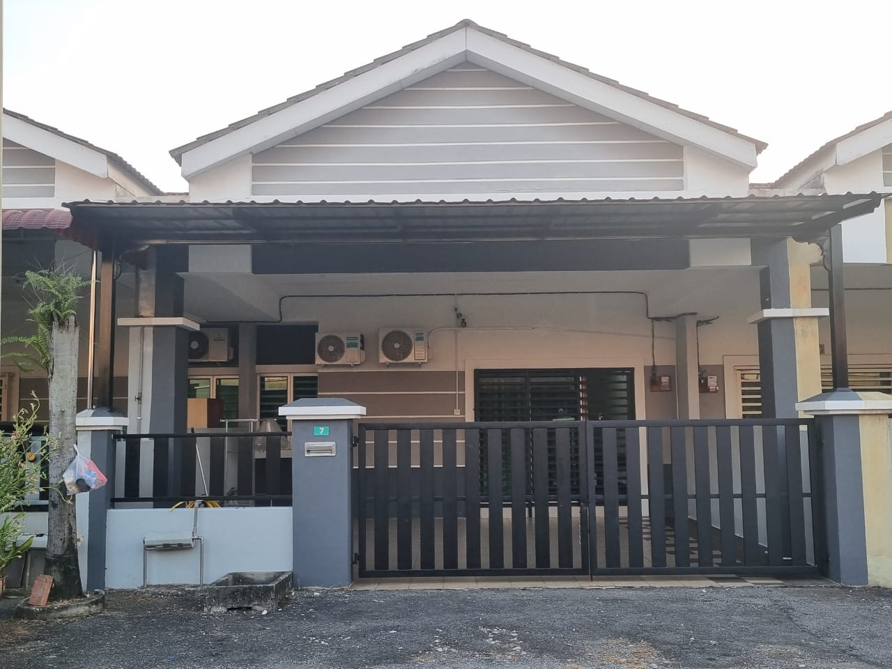 RIZQULLAH HOMESTAY