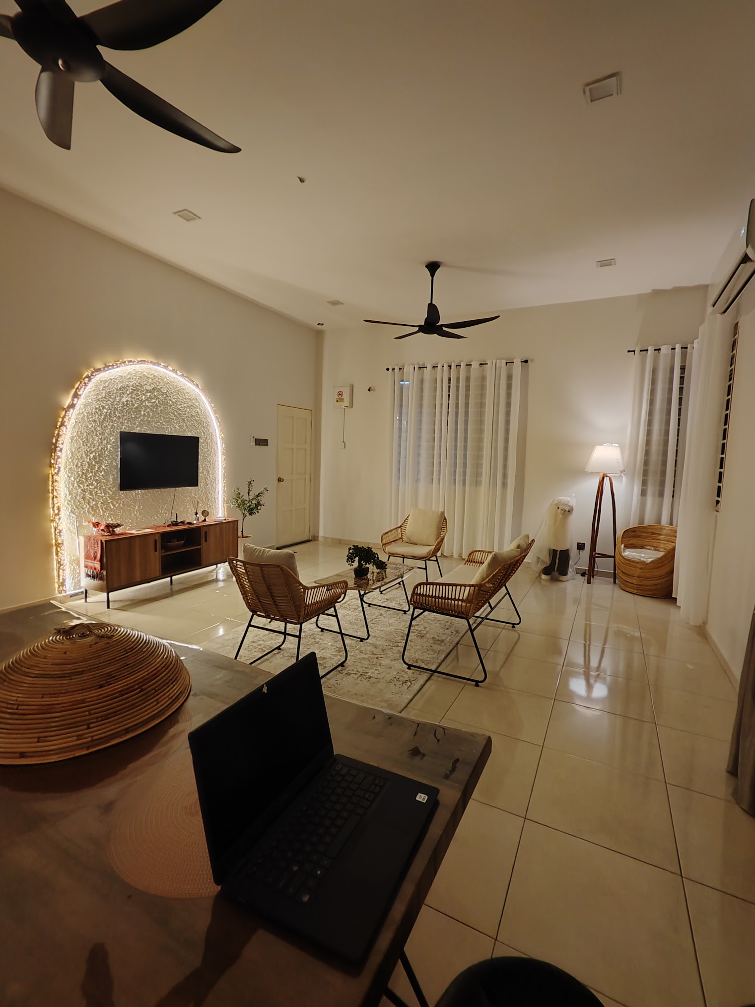 RUMAH TEDUH