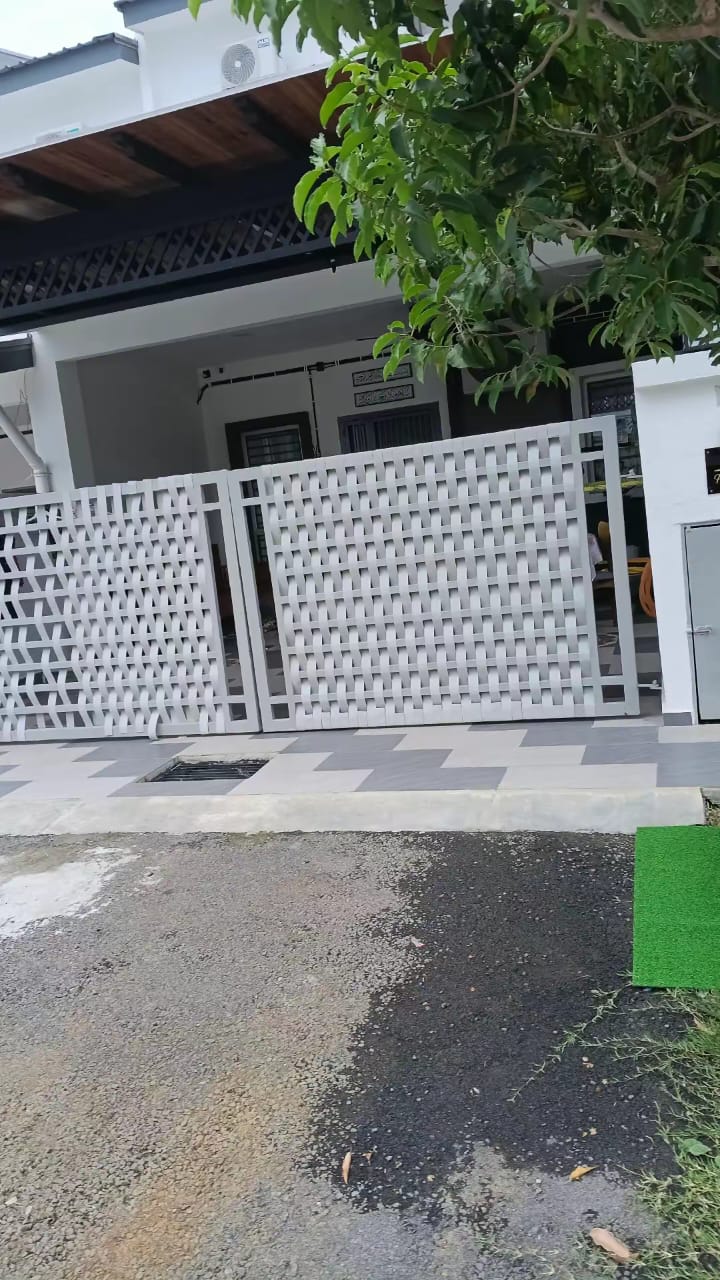 HOMESTAY TERATAK IDANAS