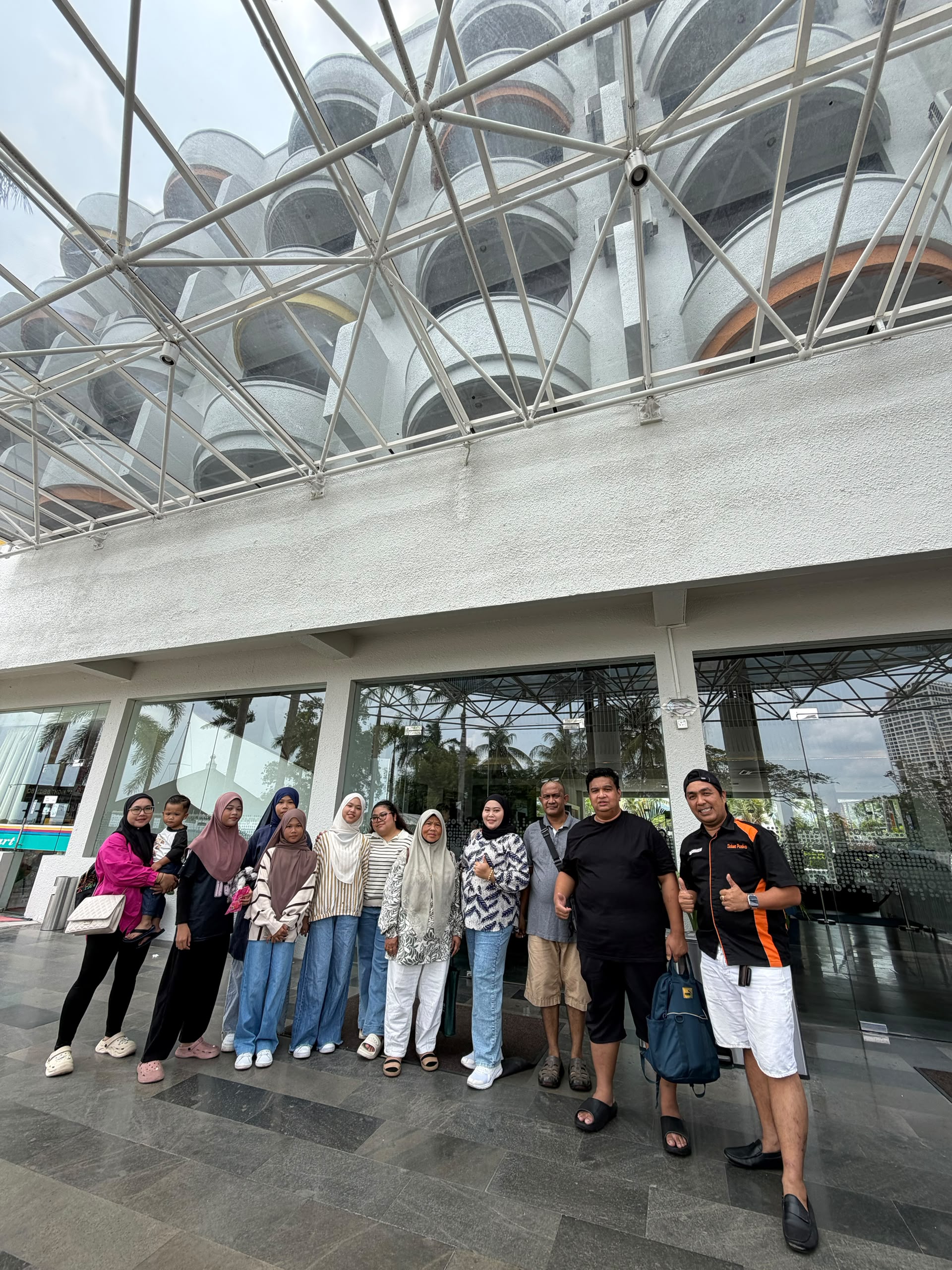 BATAM 3HARI 2MLM 4